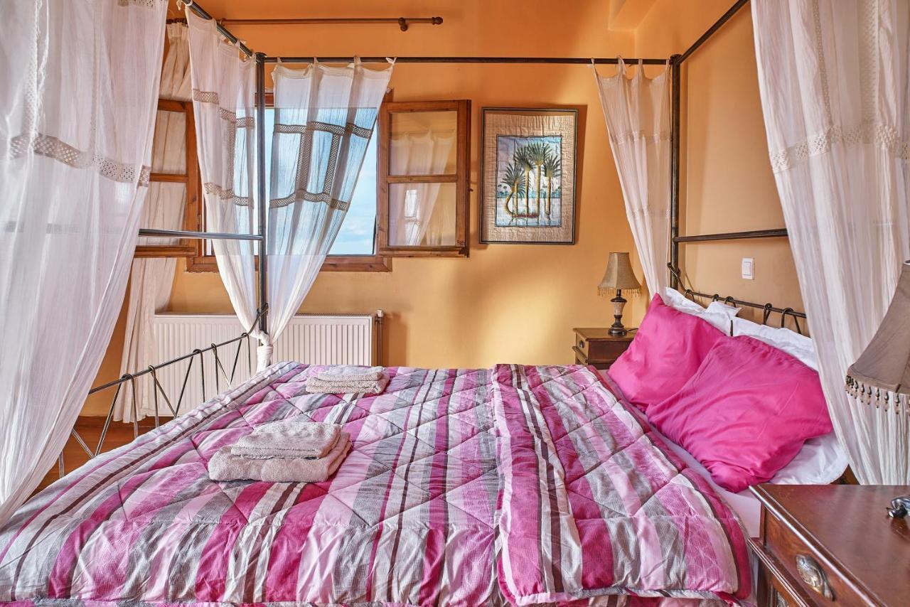 Villa Evenos Of 3 Bedrooms - Irida Country House Of 2 Bedrooms With Private Pools 埃拉福尼西岛 外观 照片