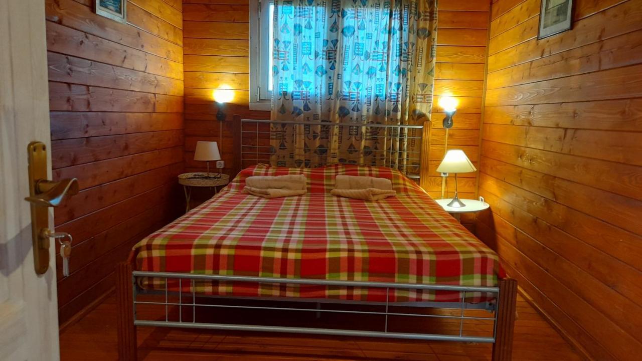 Villa Evenos Of 3 Bedrooms - Irida Country House Of 2 Bedrooms With Private Pools 埃拉福尼西岛 外观 照片